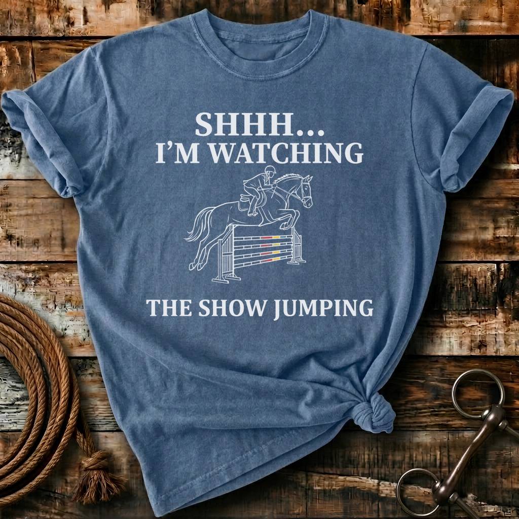 Shhhh... i am watching