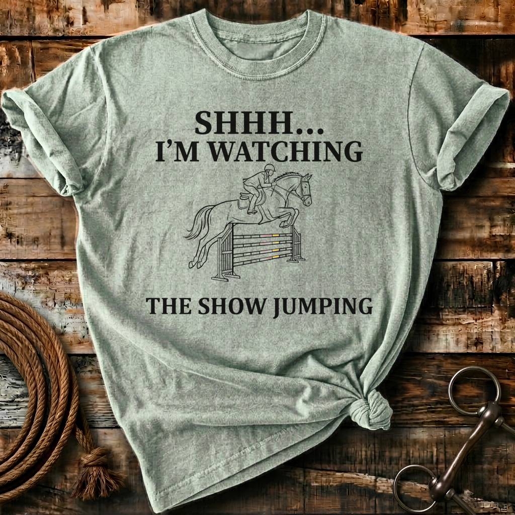 Shhhh... i am watching