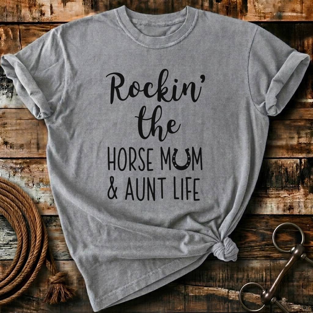 Rockin' the horse mum & aunt life