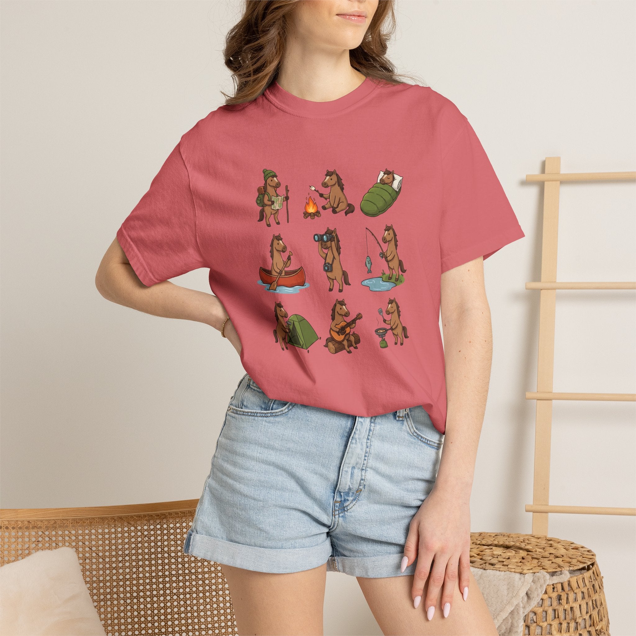 Camping horses Graphic Tee